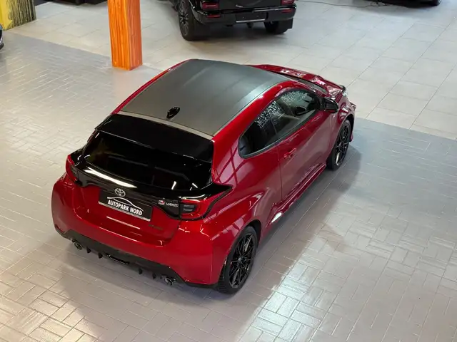 Toyota Yaris view 10