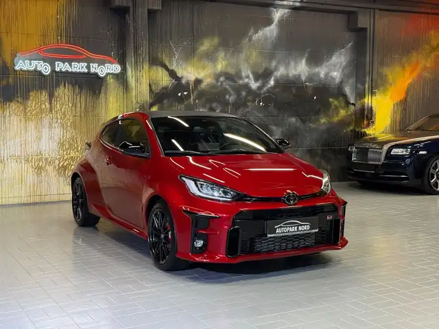 Toyota Yaris view 9