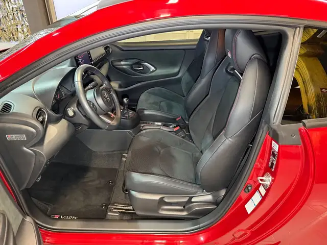 Toyota Yaris view 11