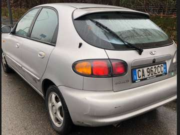 Lanos 5p 1.6i 16v SX c/abs FL