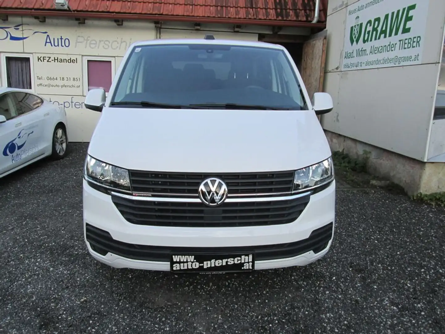 Volkswagen T6 Kombi LR 2,0 TDI 4Motion Blanc - 1