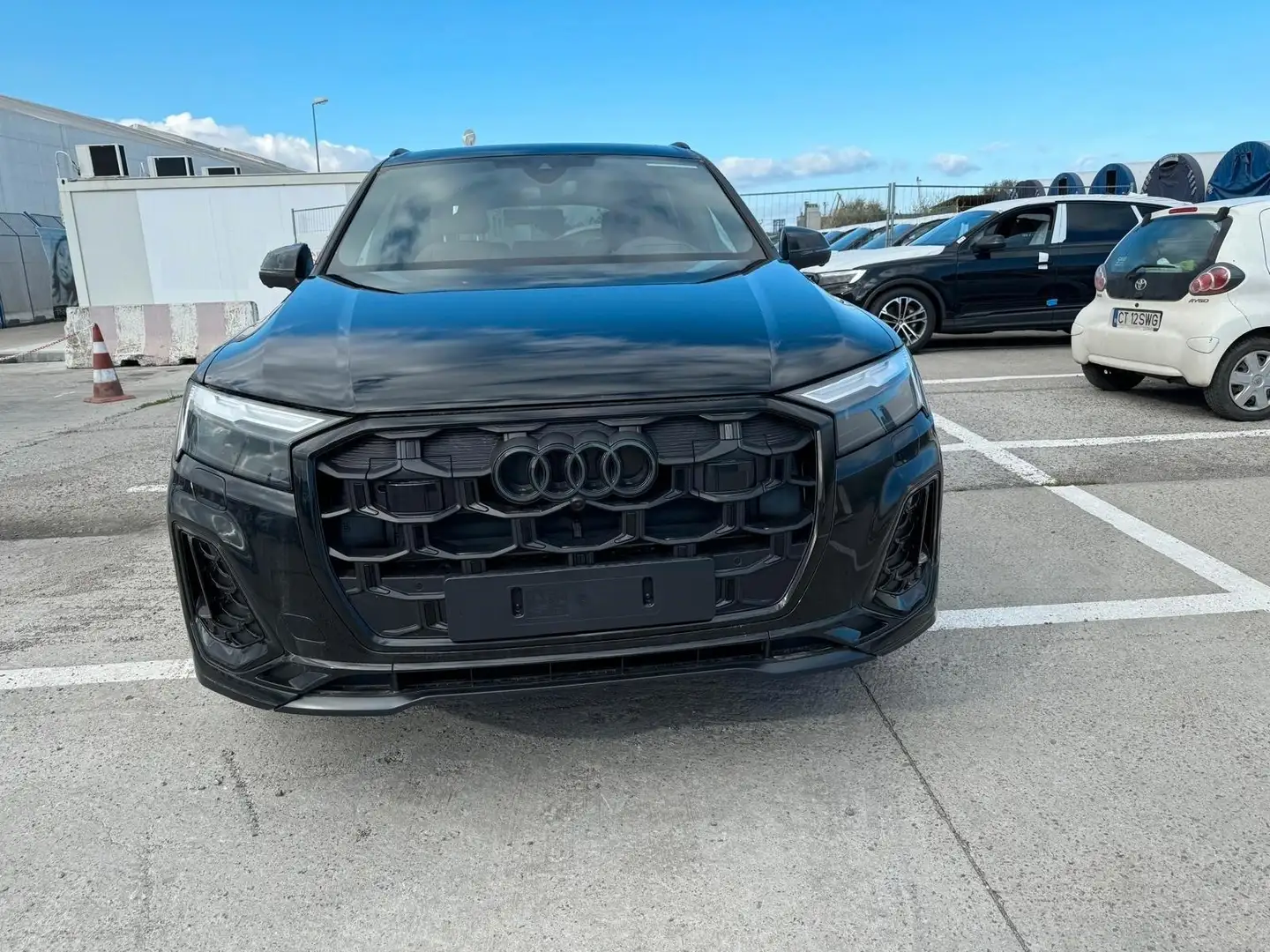 Audi Q7 45TFSI QUATTRO S LINE 7 POSTI MY25 Nero - 2