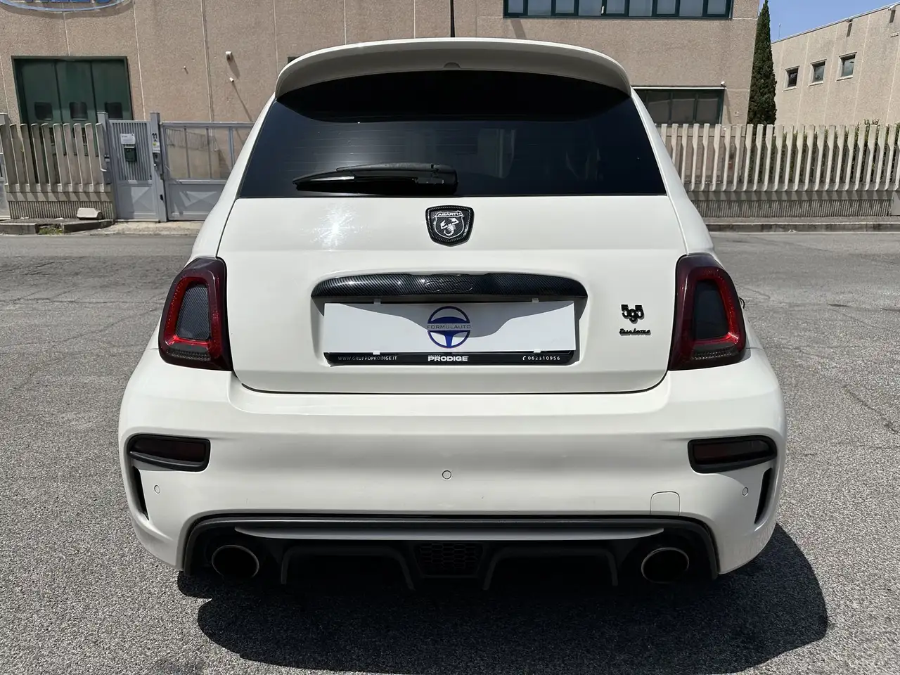 Abarth 595 2022