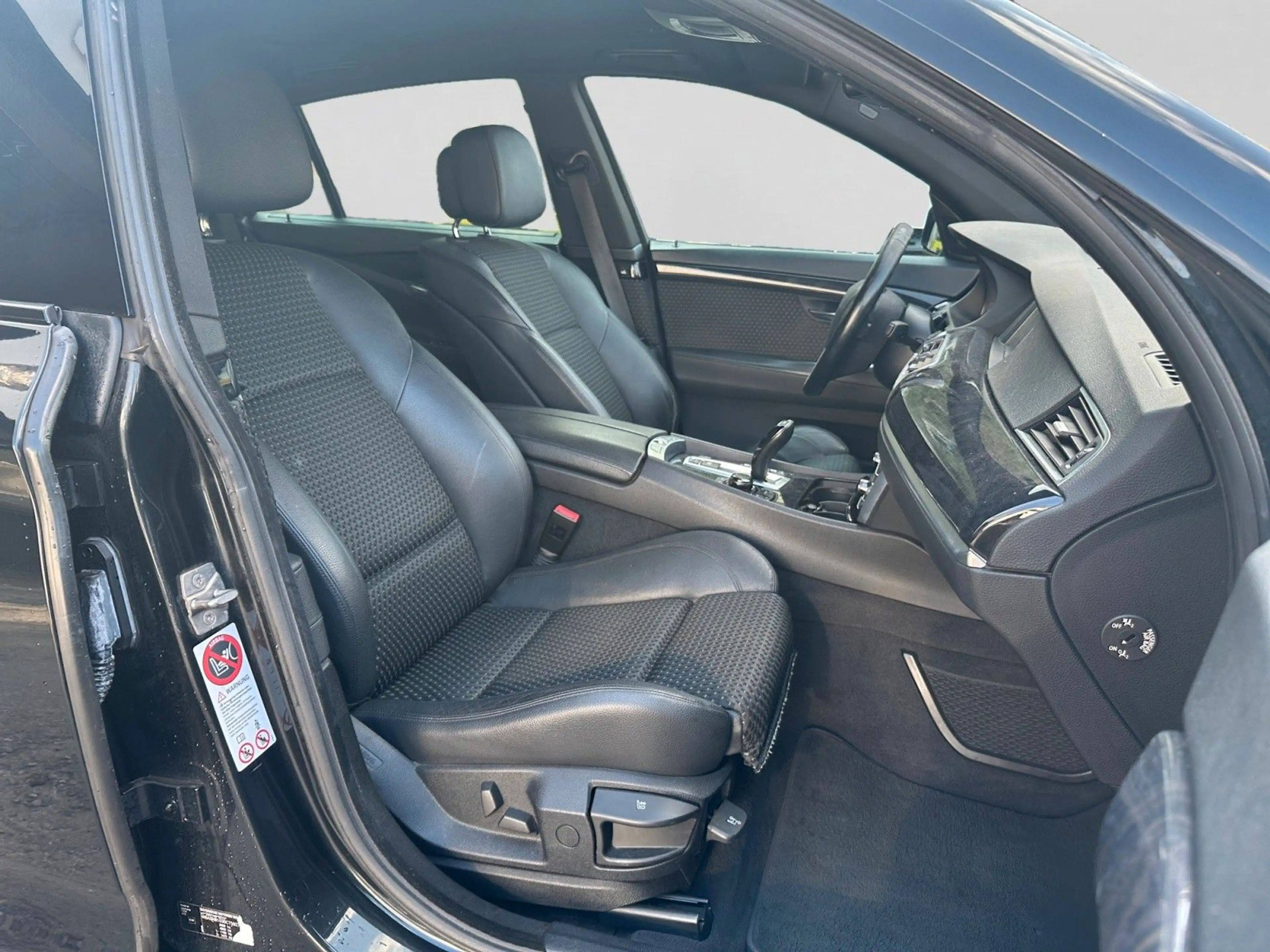 BMW 535 d*GT*M-SPORT*PANO*HuD*KAMERA*BLUETOOTH — photo 14