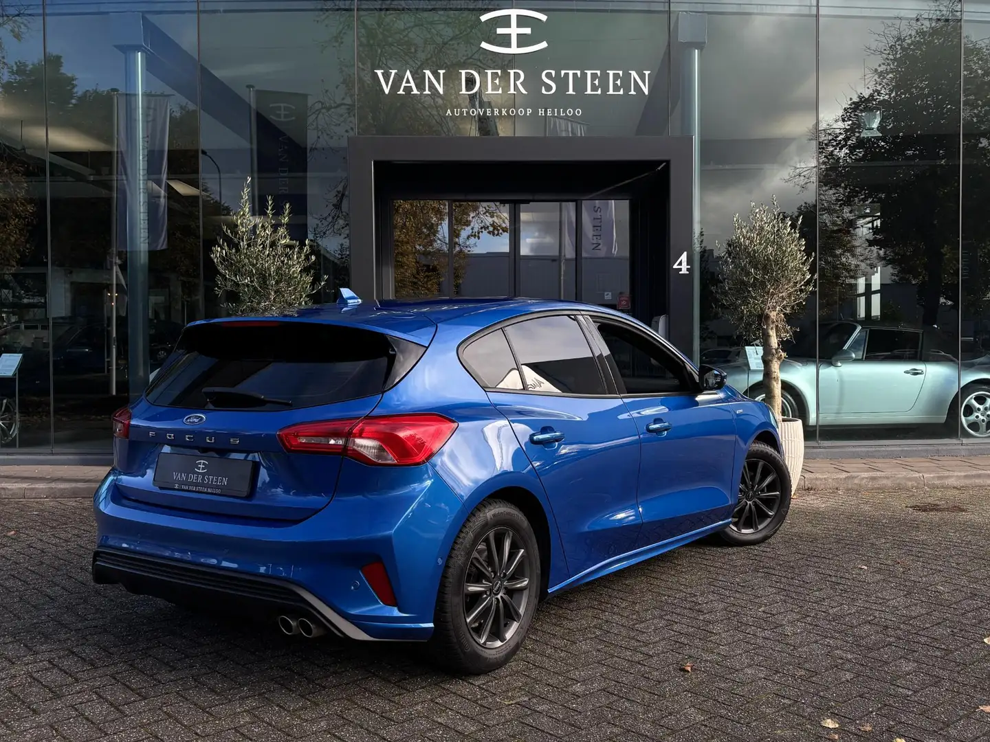 Ford Focus 1.0 EcoBoost Titanium X Business ST Line | Cruise Bleu - 2