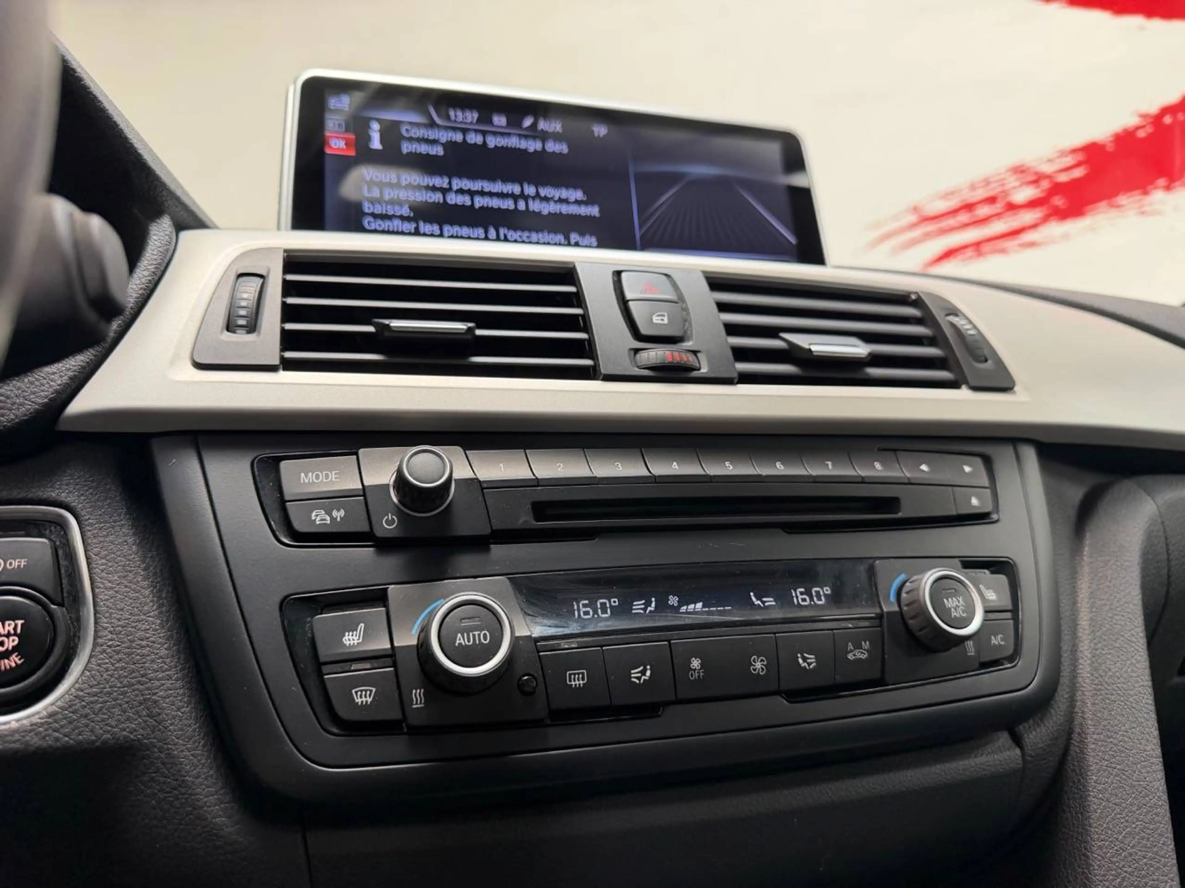 BMW 418 Coupé 418 d — photo 13
