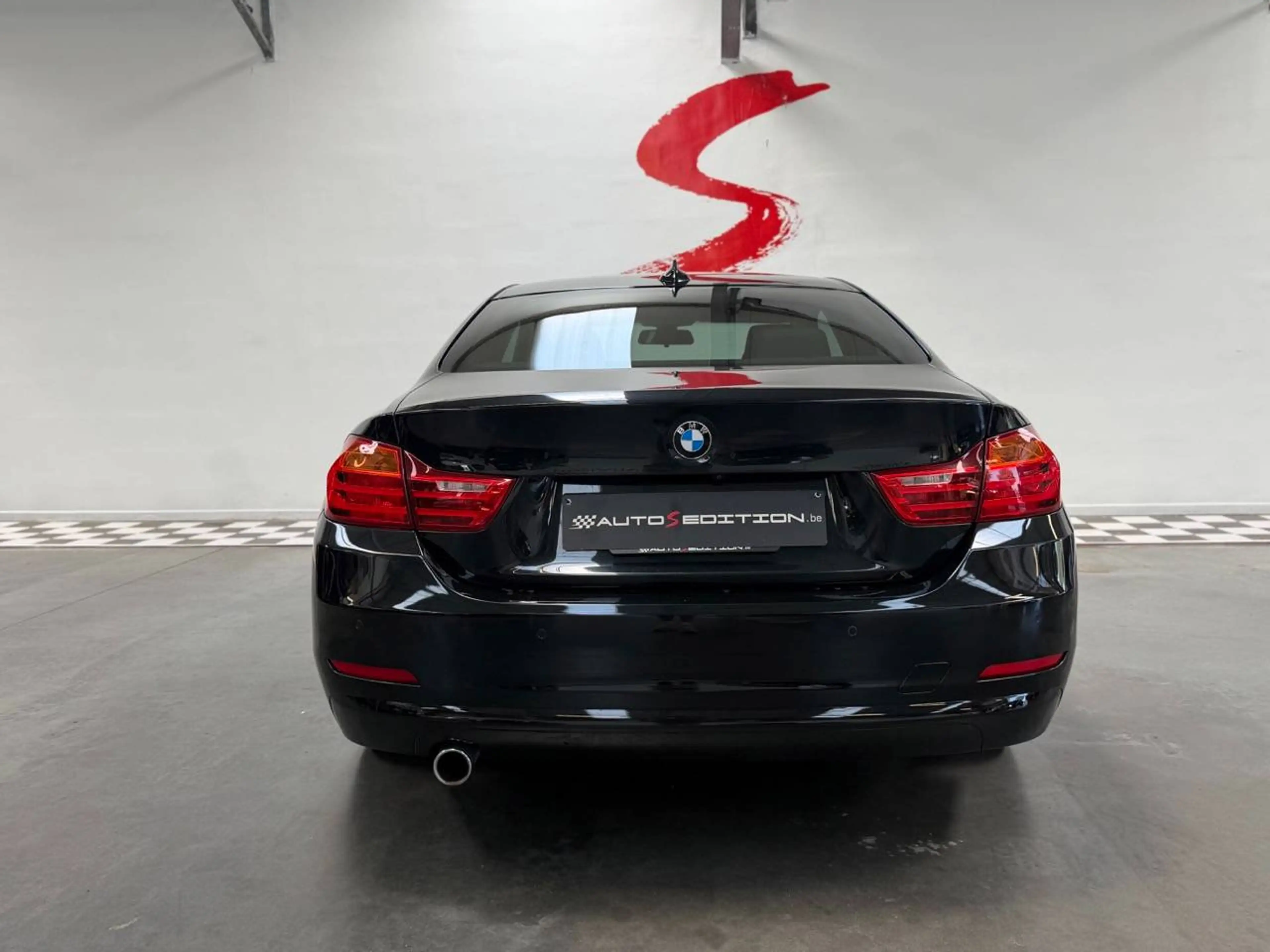 BMW 418 Coupé 418 d — photo 4