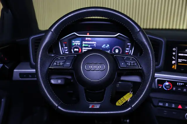 Audi A1 view 29