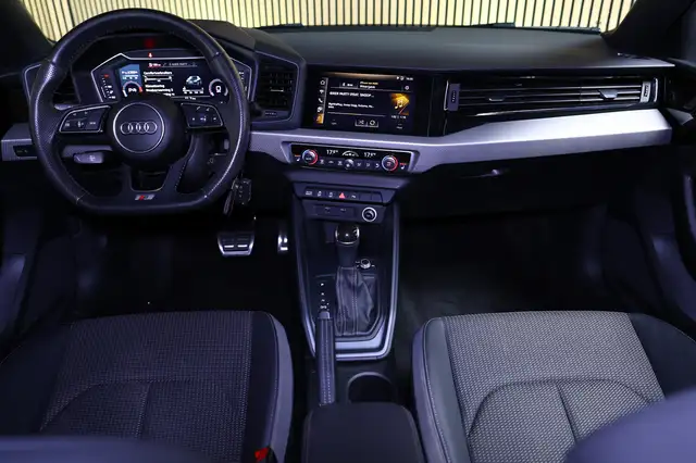 Audi A1 view 2