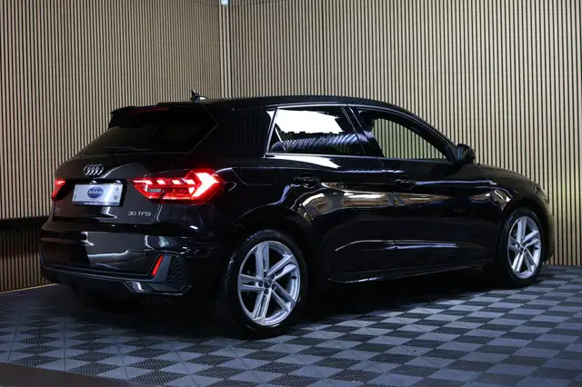 Audi A1 view 5