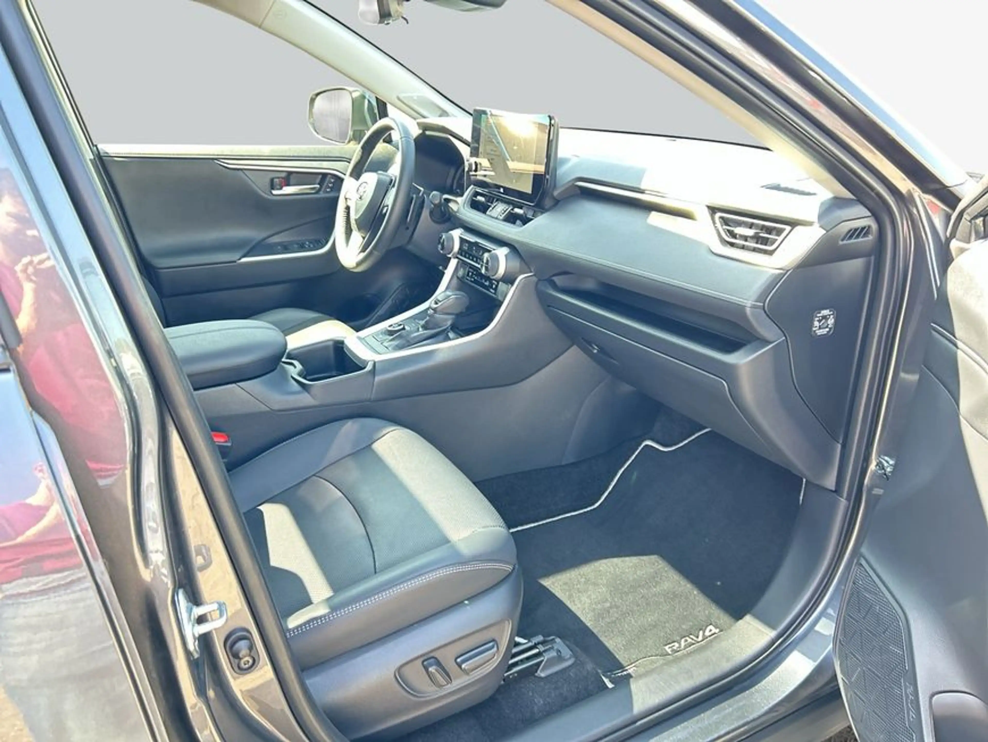 Toyota RAV 4 2.5 4x4 Hybrid Panoramadach — photo 12
