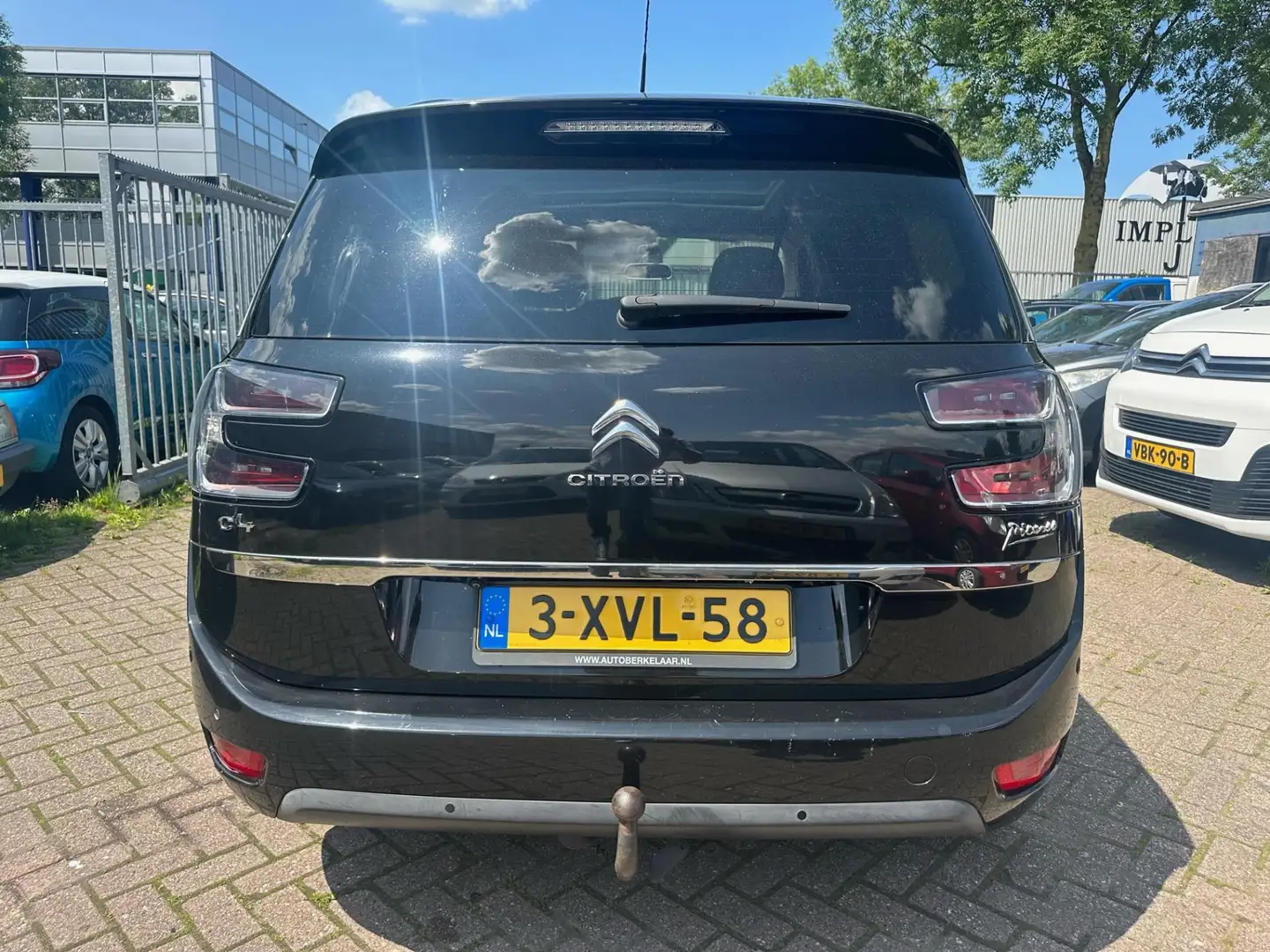 Citroen Grand C4 Picasso 1.6 e-THP | Pano | JBL | Dealer ond. Noir - 2