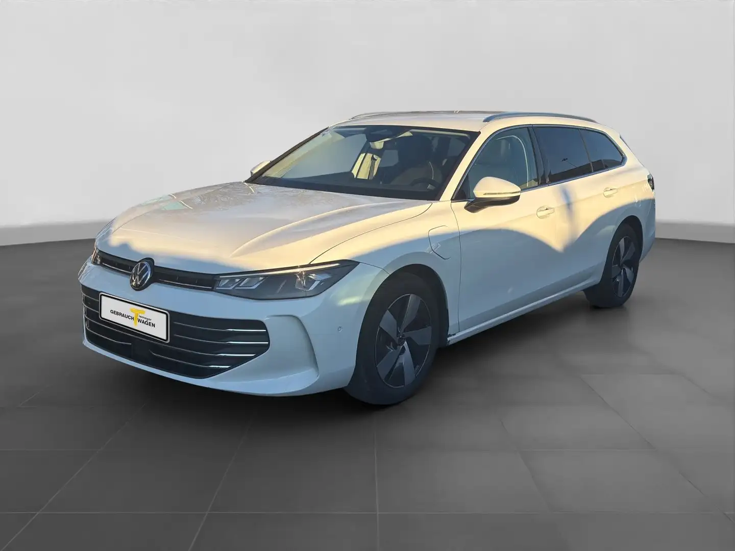 Volkswagen Passat Variant eHybrid BUSINESS HuD AHK LM17 beh Weiß - 2