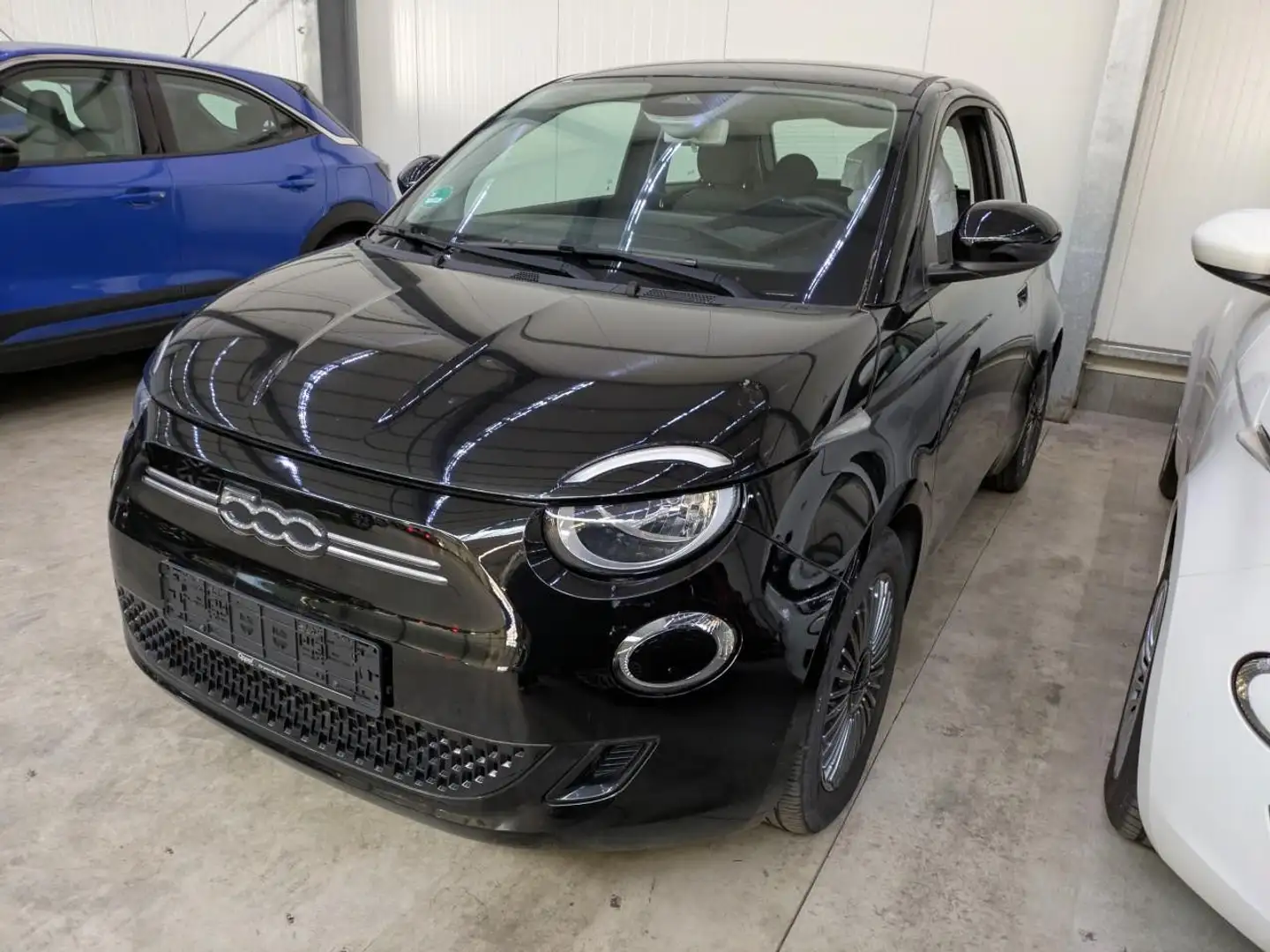 Fiat 500e Icon NAV+PDC+TEMP+CARPLAY+SPUR.ASS+AMBIENTE Noir - 2