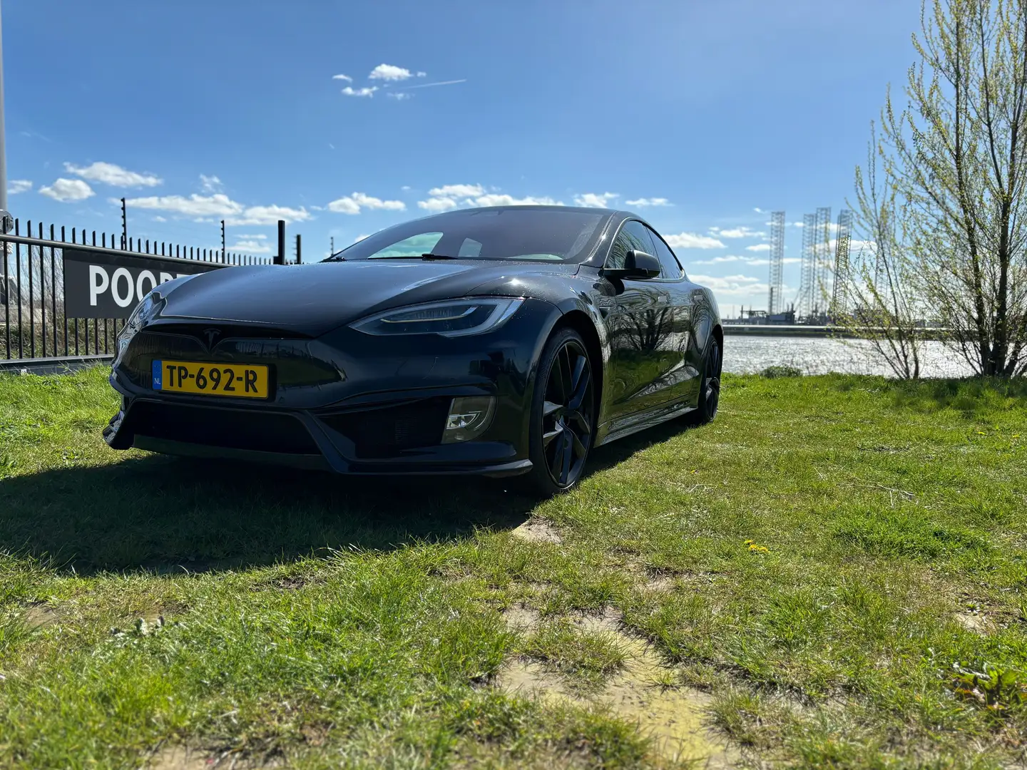 Tesla Model S P100D PRIORDESIGN, UNIEK INTERIEUR NP: 190K Zwart - 2