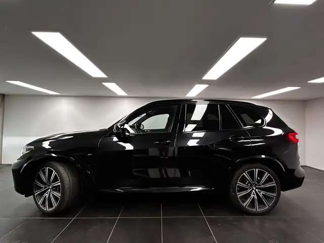 BMW X5 X5 view 2