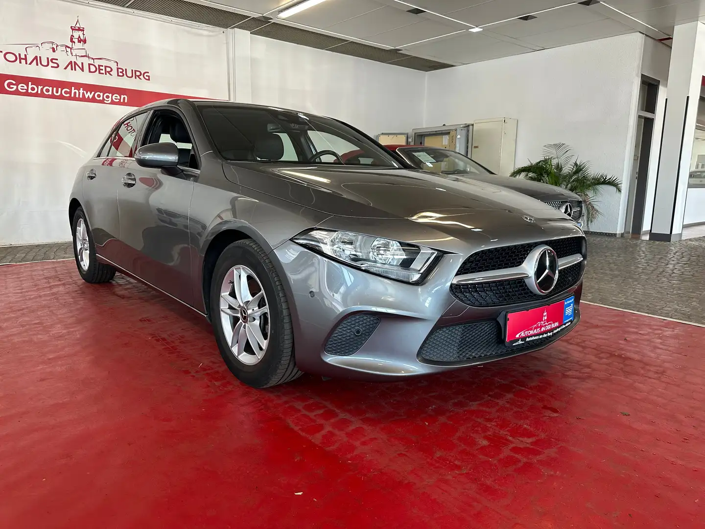Mercedes-Benz A 200 A 200 d *1 Hd. + Leder + SHZ + Kamera Gris - 1