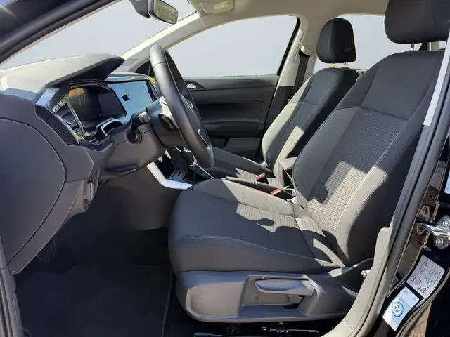 Volkswagen Polo view 7