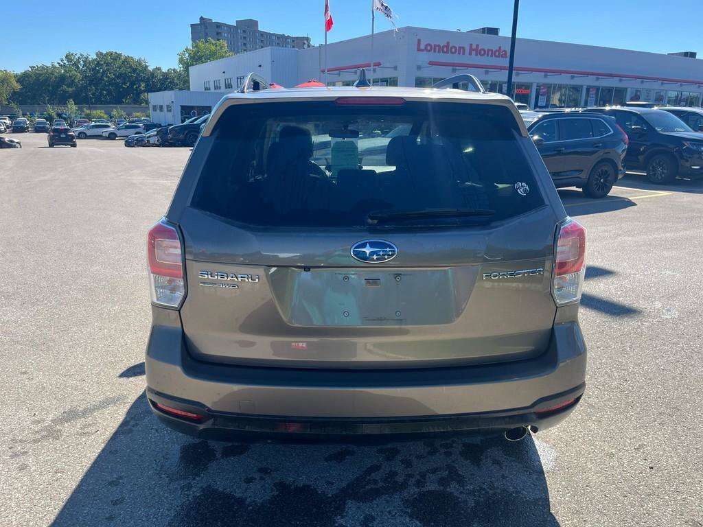 2018 Subaru Forester Touring | Clean Carfax | Heated Seats | All Wheel — снимка 1