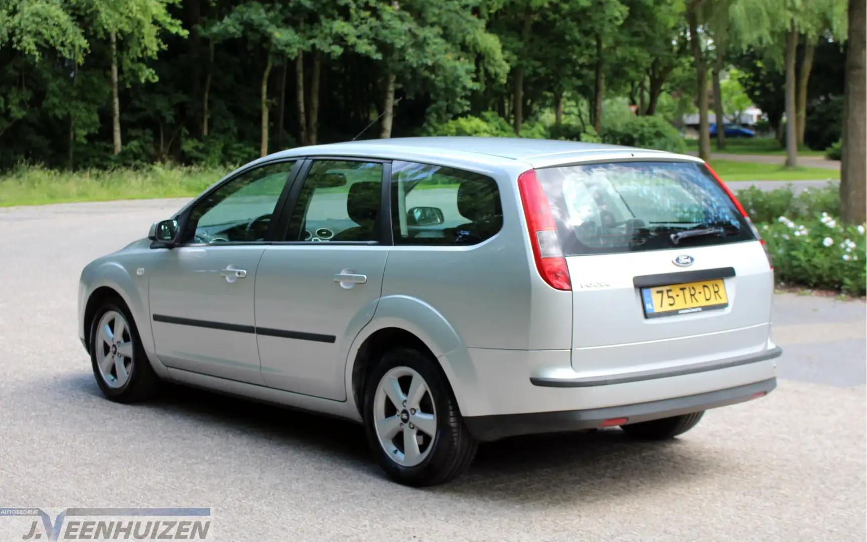 Ford Focus Wagon 1.6-16V Futura | 2007 | EXPORT | INRUILKOOPJ Grijs - 2