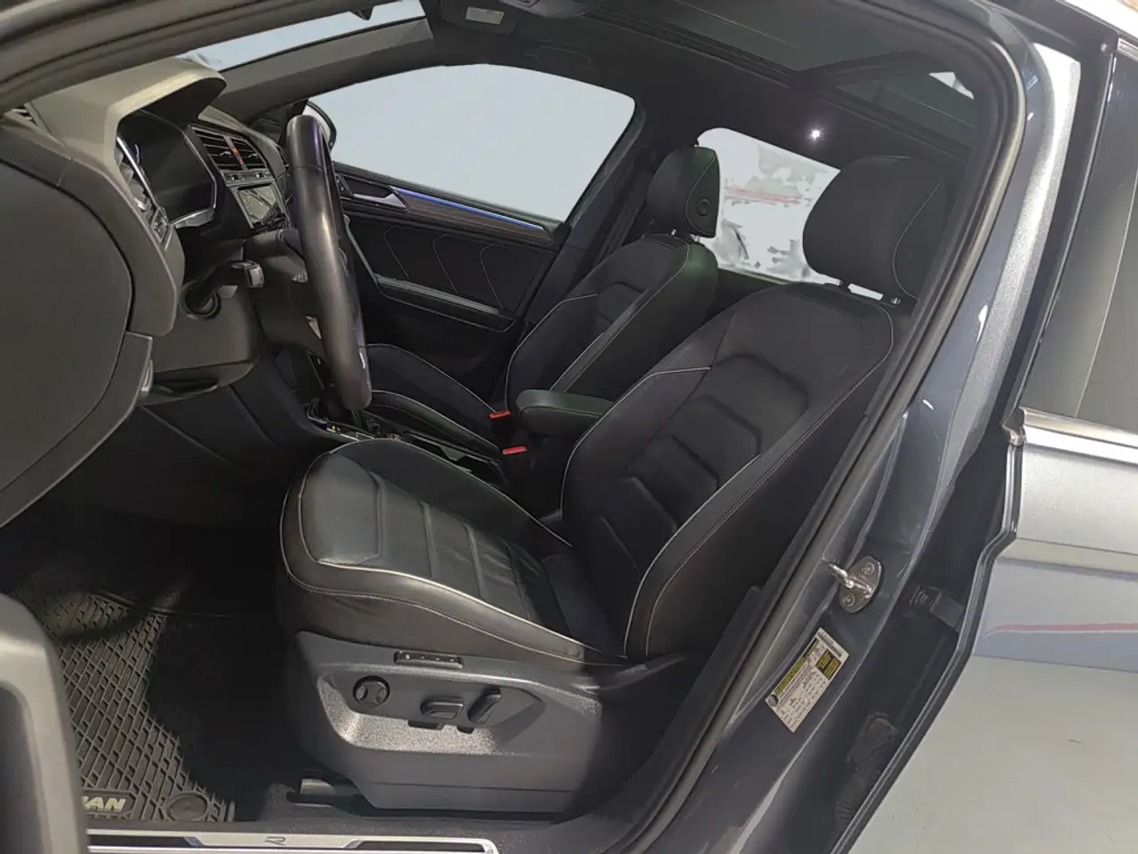 Volkswagen Tiguan снимка Volkswagen Tiguan