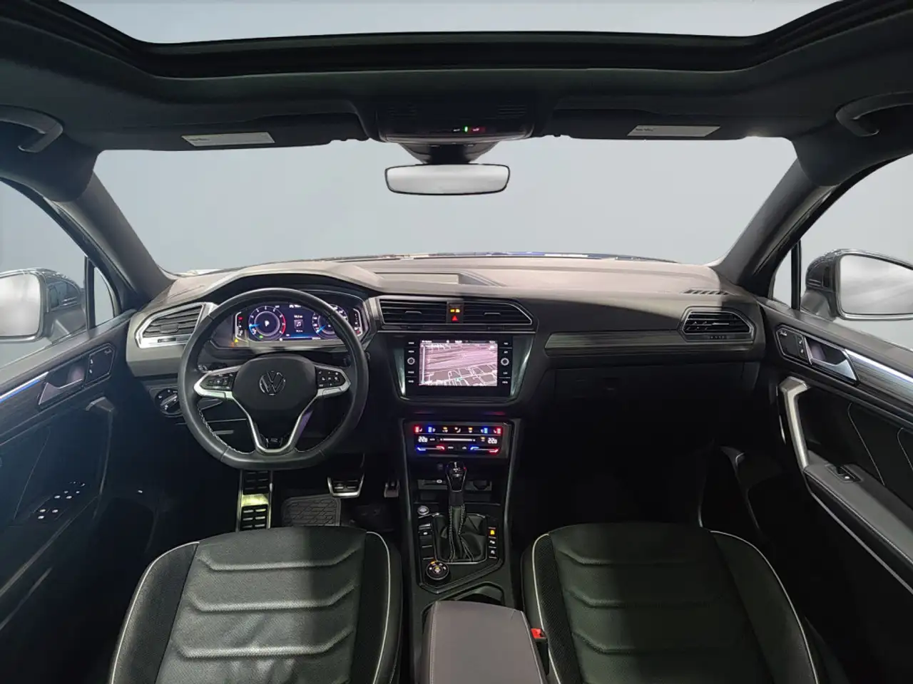 Volkswagen Tiguan снимка Volkswagen Tiguan