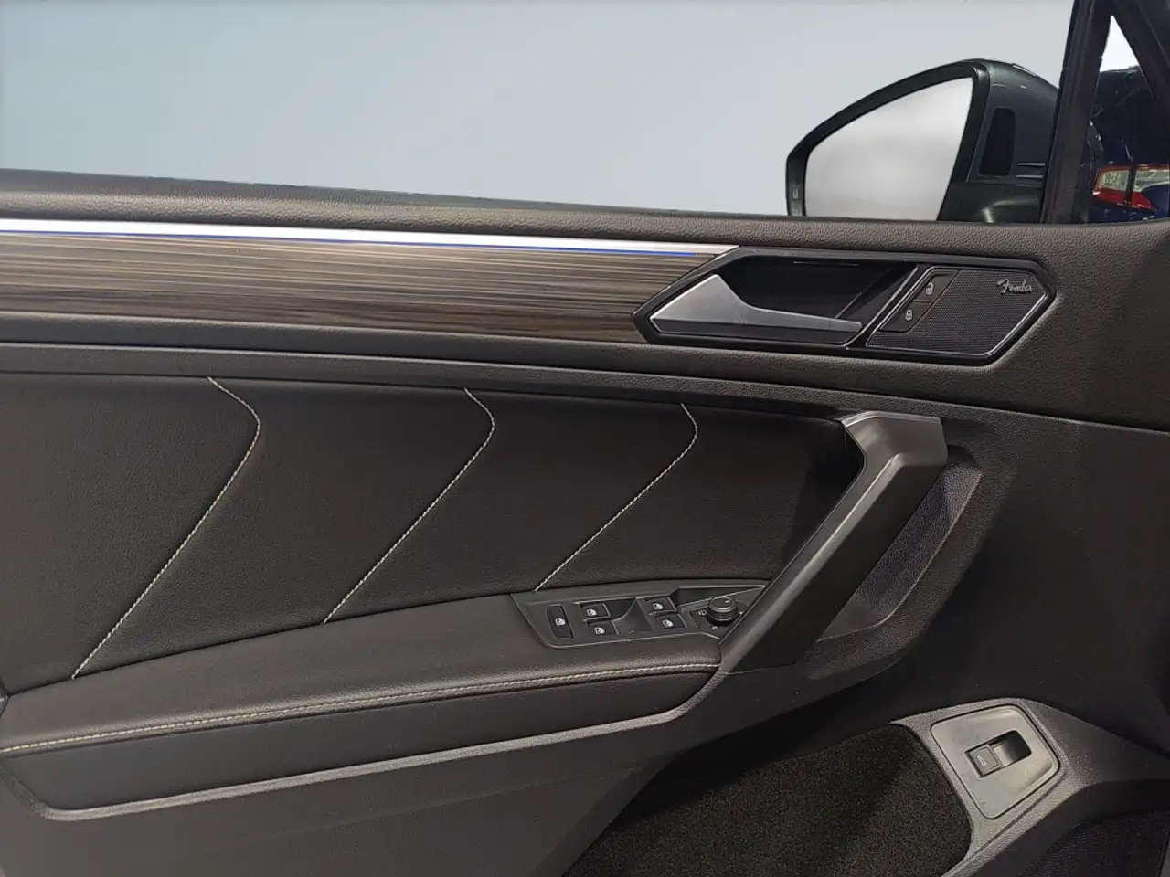 Volkswagen Tiguan снимка Volkswagen Tiguan