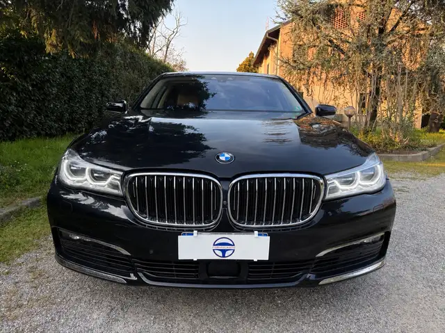 BMW 740 740D XDRIVE LUXURY FULL OPTIONAL