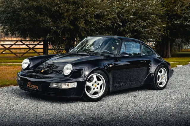 Porsche 911 view 2