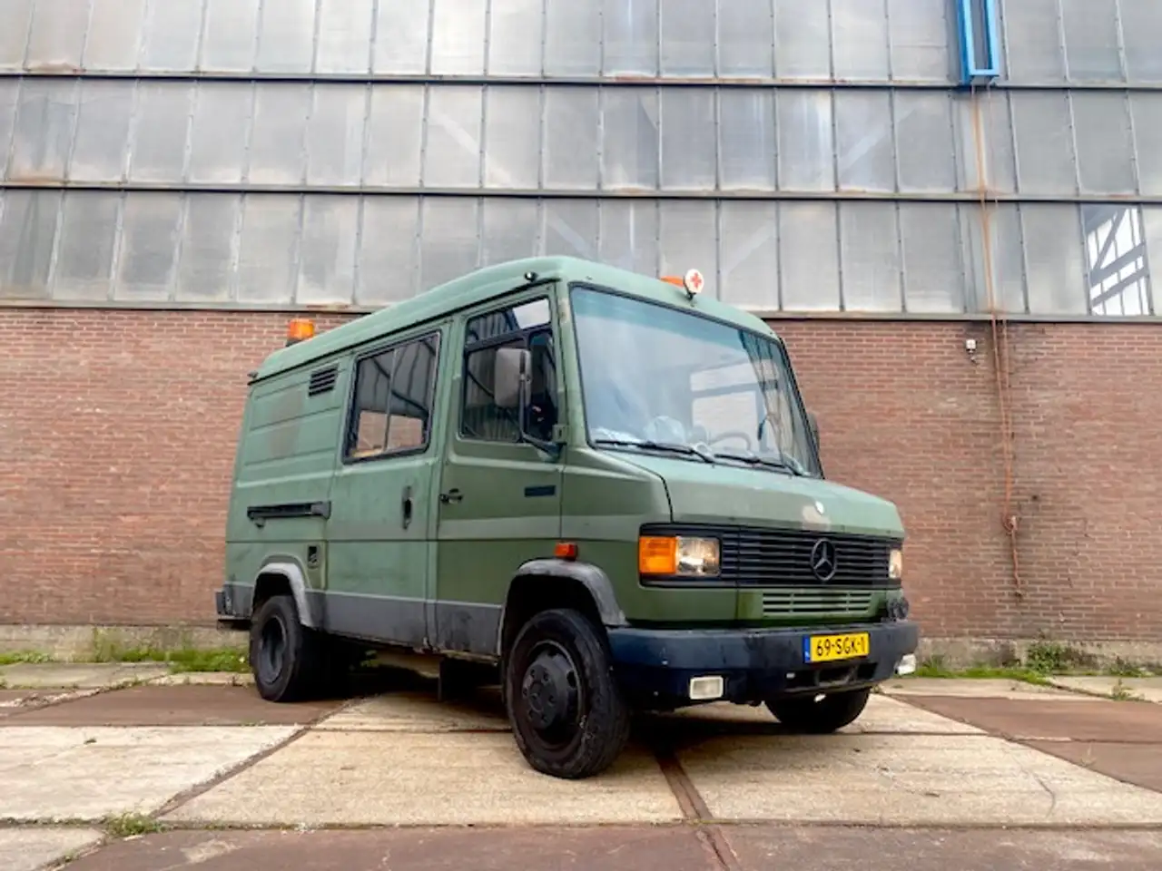 Mercedes-Benz T2 609D-KA T2, foto 2