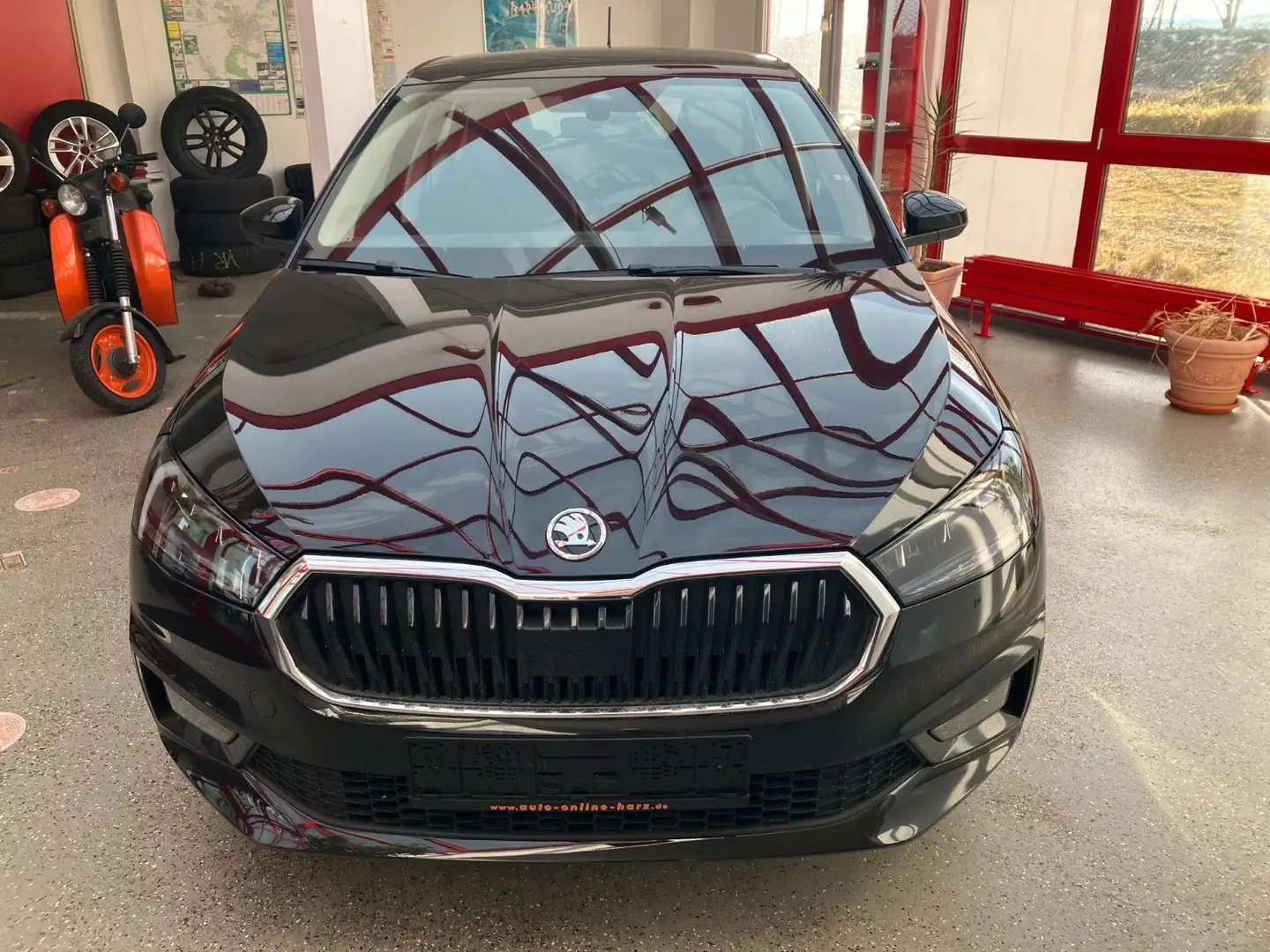 Skoda Fabia 1.0 MPI Selection Sitzheizung PDC Schwarz - 2