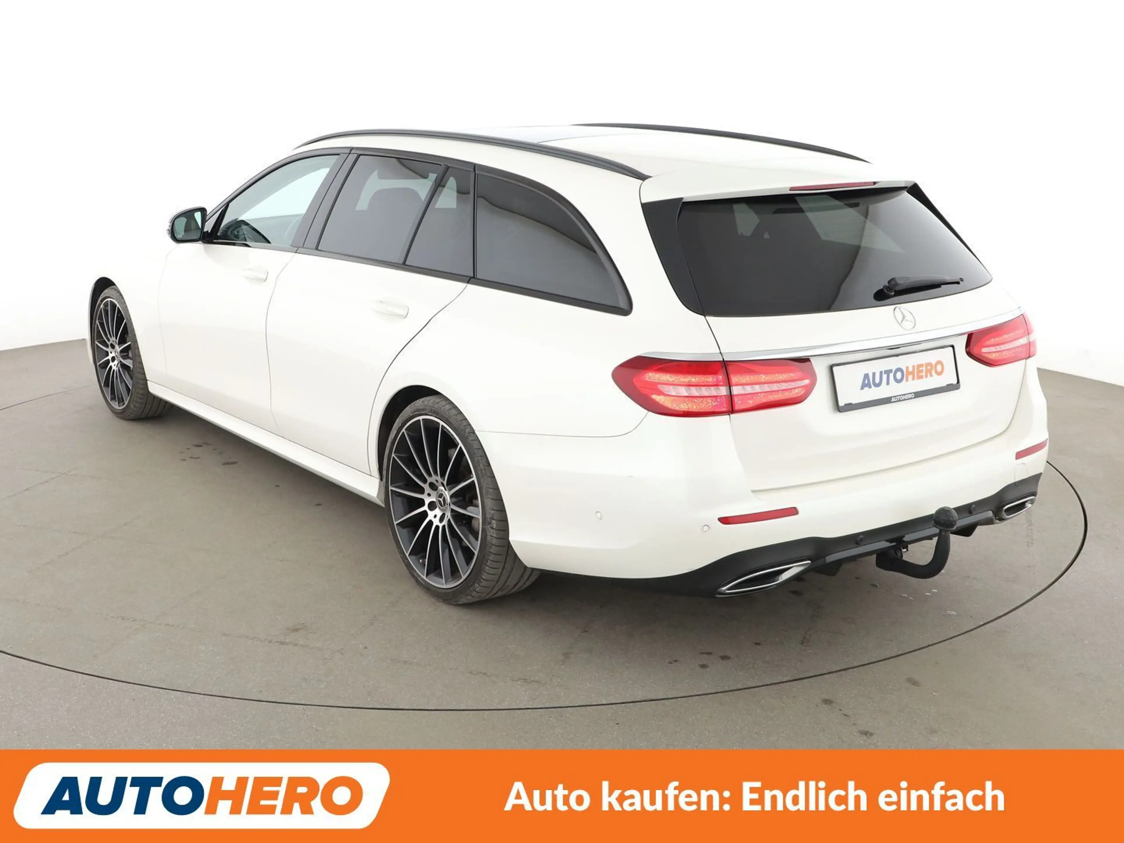 Mercedes-Benz E 350 E 350 d T AMG Line Aut.*NAV*LED*TEMPO*PDC*SHZ*BT* — photo 4