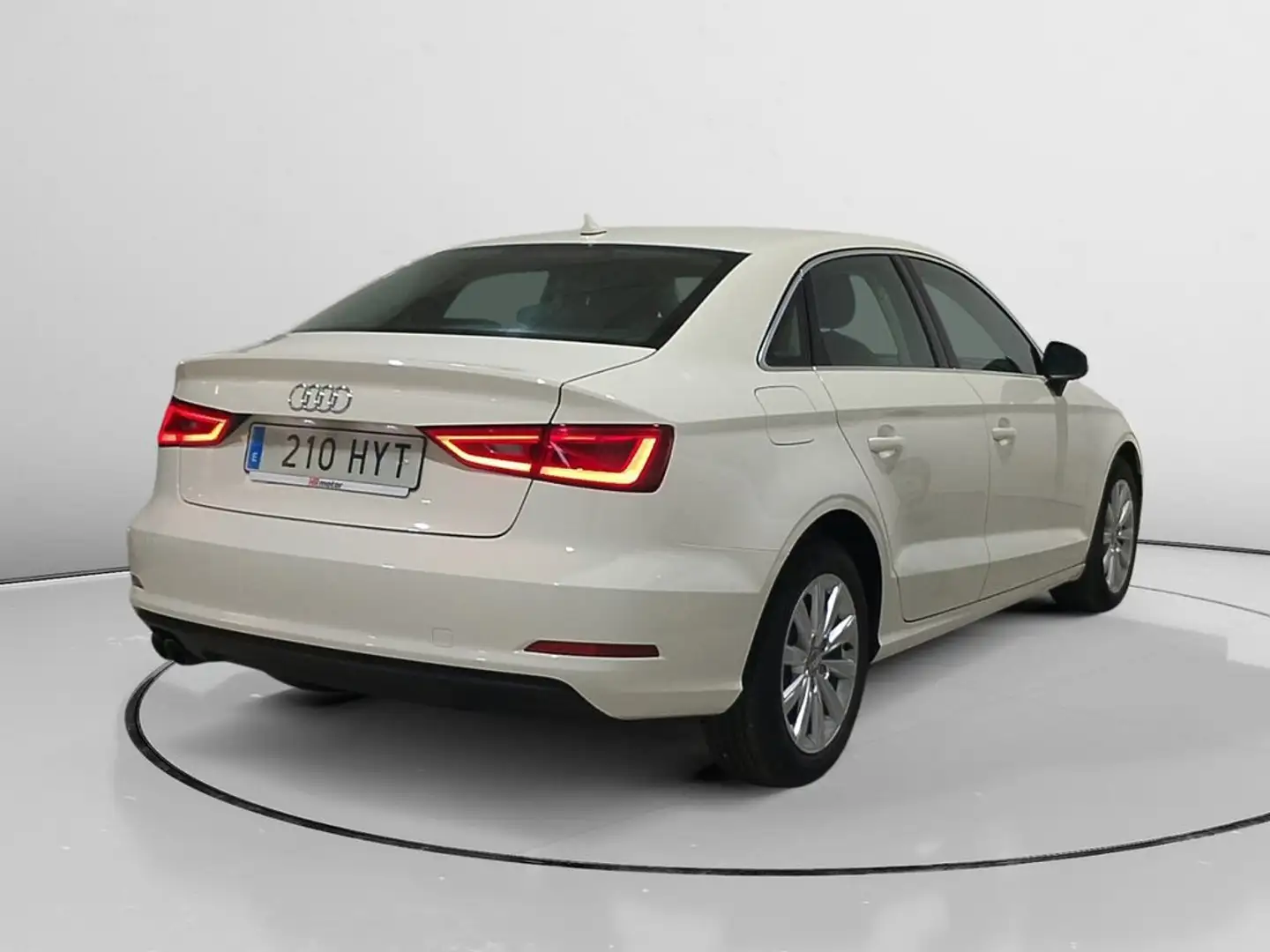 Audi A3 attraction Blanco - 2