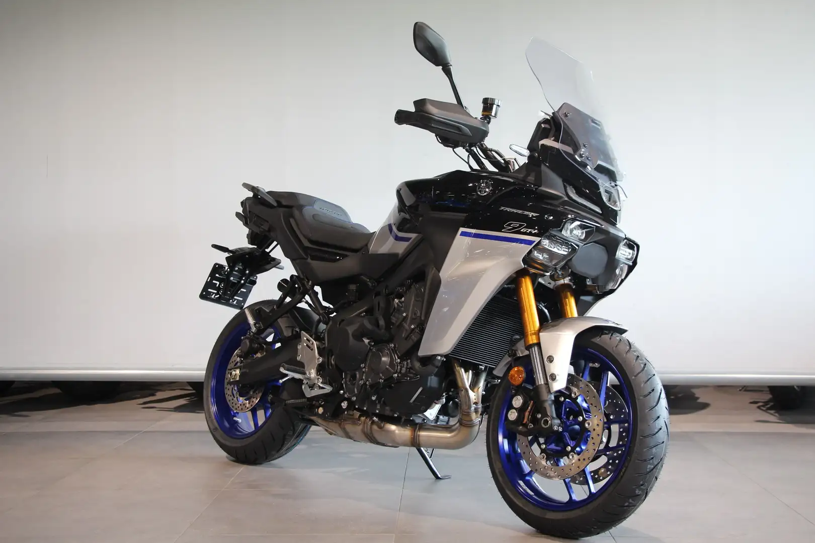 Yamaha Tracer 9 GT+ Y-AMT Nero - 2