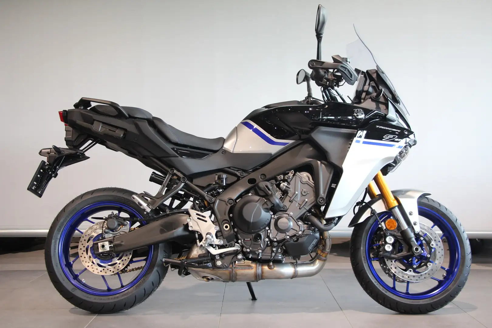 Yamaha Tracer 9 GT+ Y-AMT Nero - 1