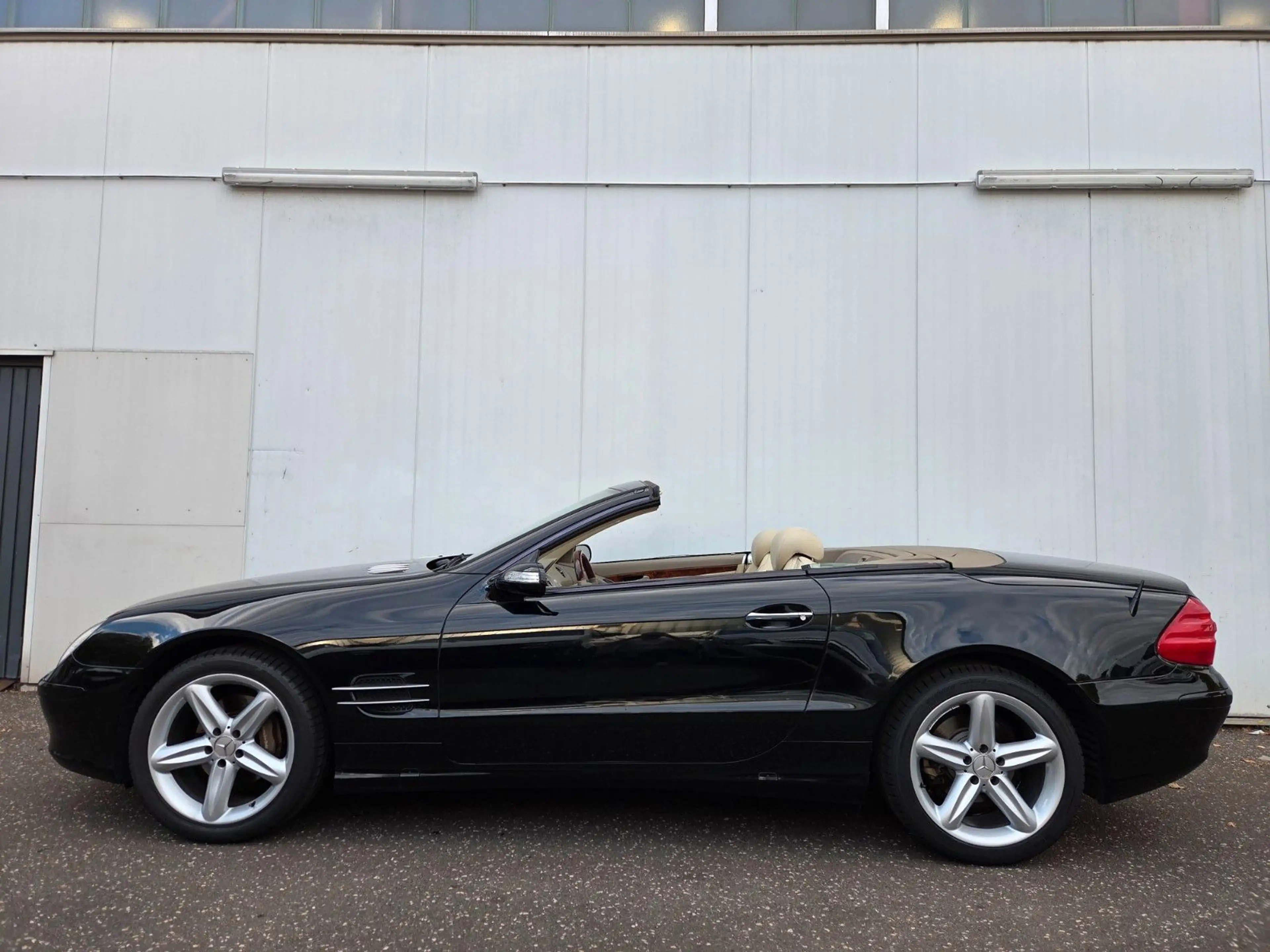 Mercedes-Benz SL 350 Scheckheft!