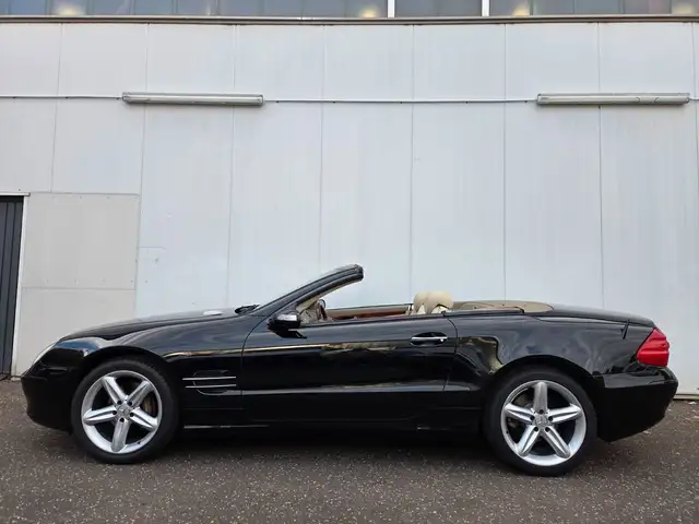 Mercedes-Benz SL 350 Scheckheft!