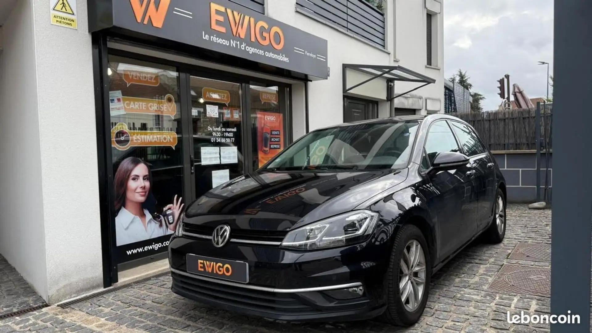 Volkswagen Golf 1.5 TSI EVO 150 IQ.DRIVE DSG7 Zwart - 1