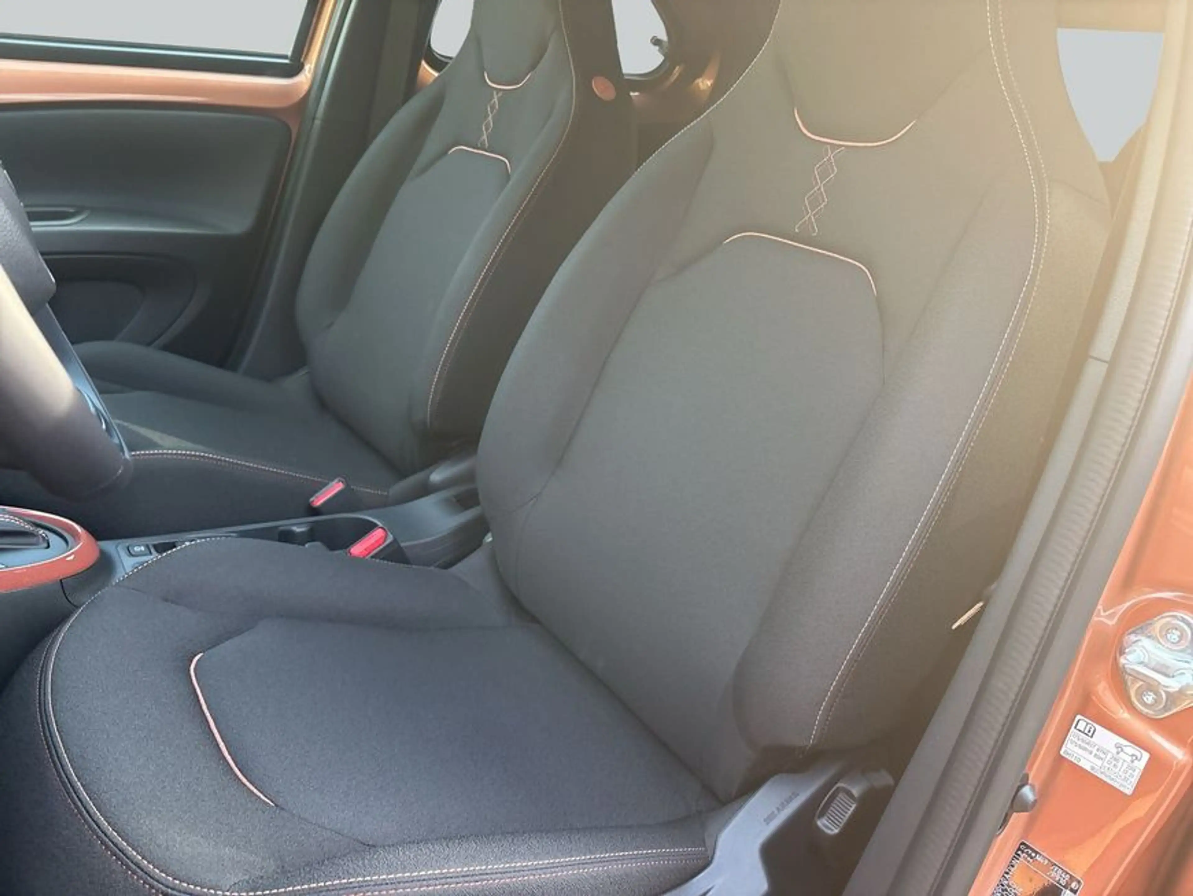 Toyota Aygo X X 1,5 Hybrid Teamplayer Technik-Paket PDC — photo 10