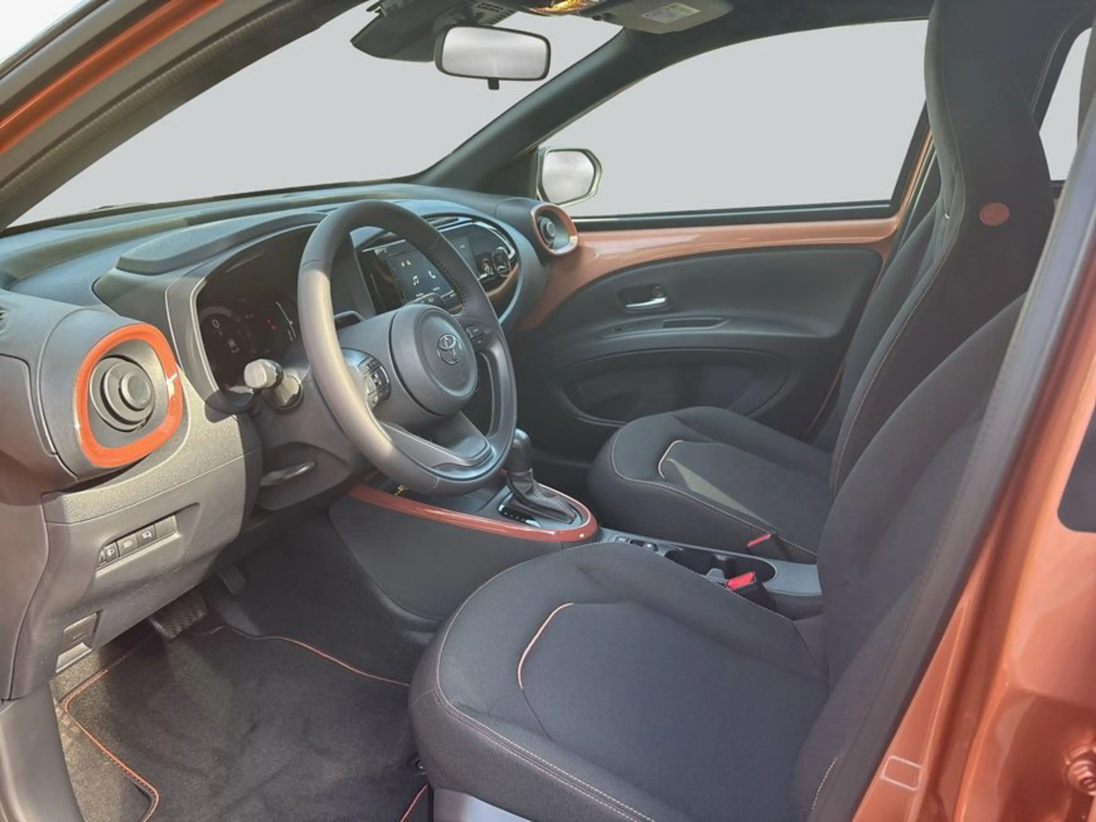 Toyota Aygo X X 1,5 Hybrid Teamplayer Technik-Paket PDC — photo 9