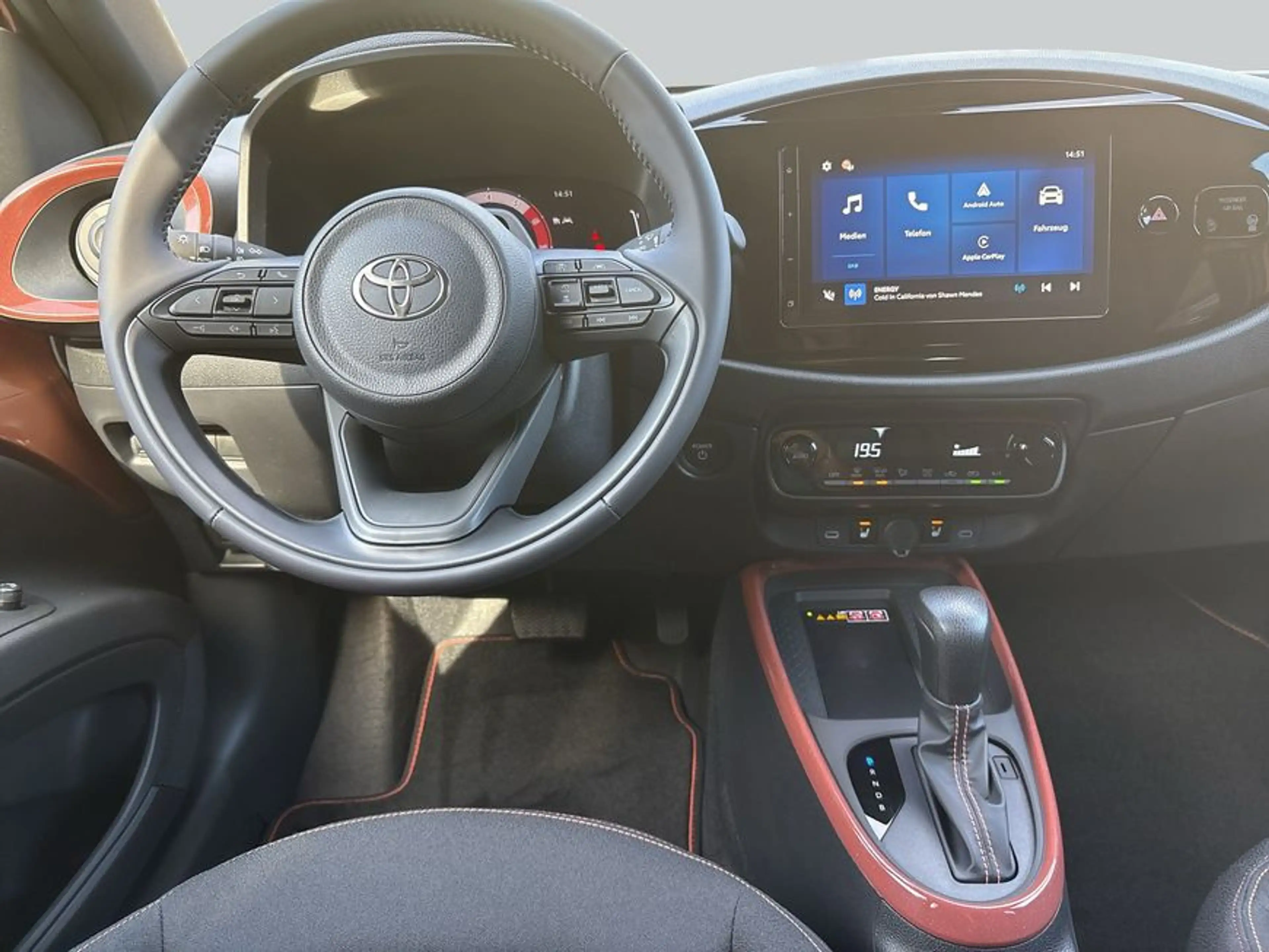 Toyota Aygo X X 1,5 Hybrid Teamplayer Technik-Paket PDC — photo 13