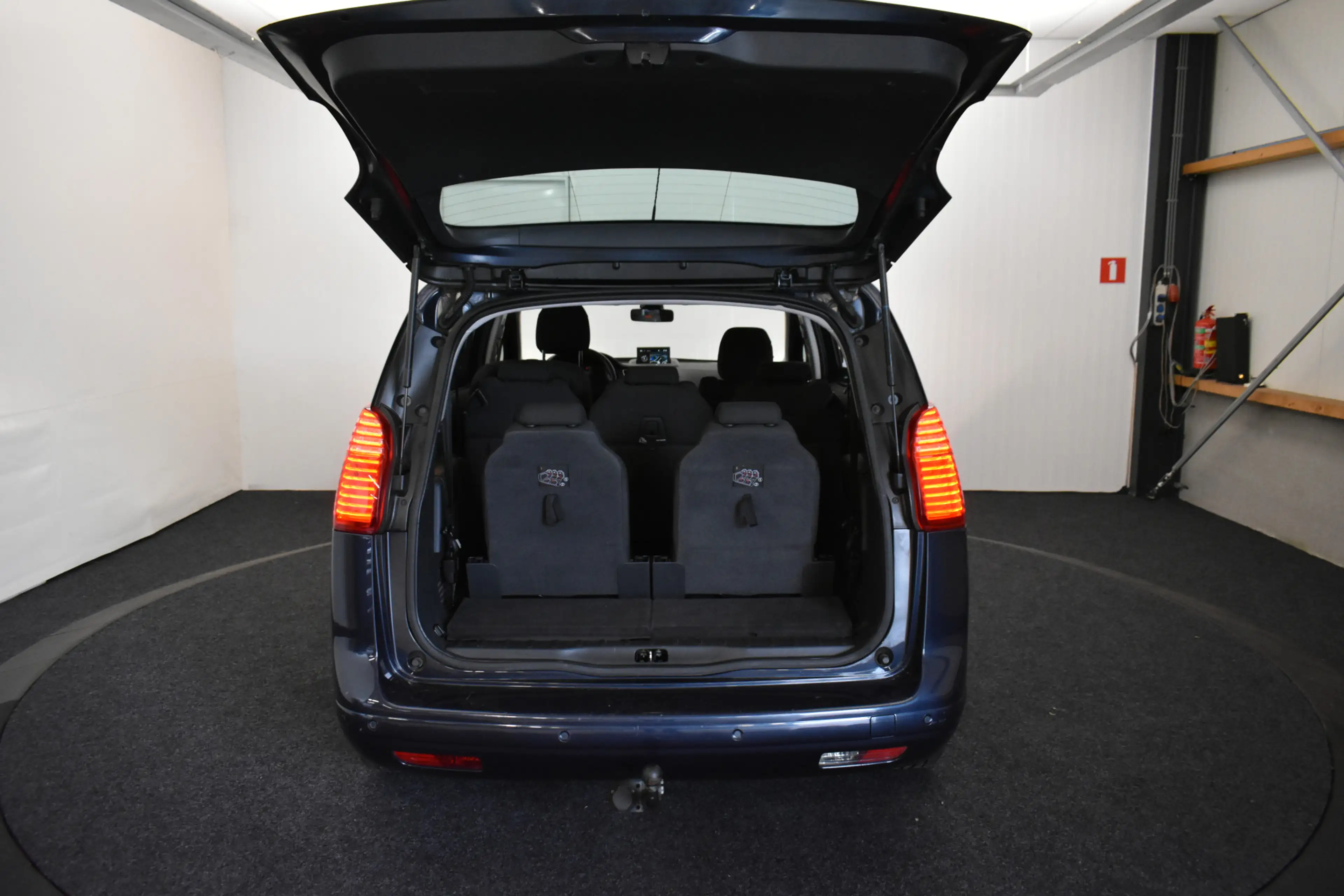 Peugeot 5008 1.2 PureTech Blue L 7p. Dealer onderh + distr verv — photo 9