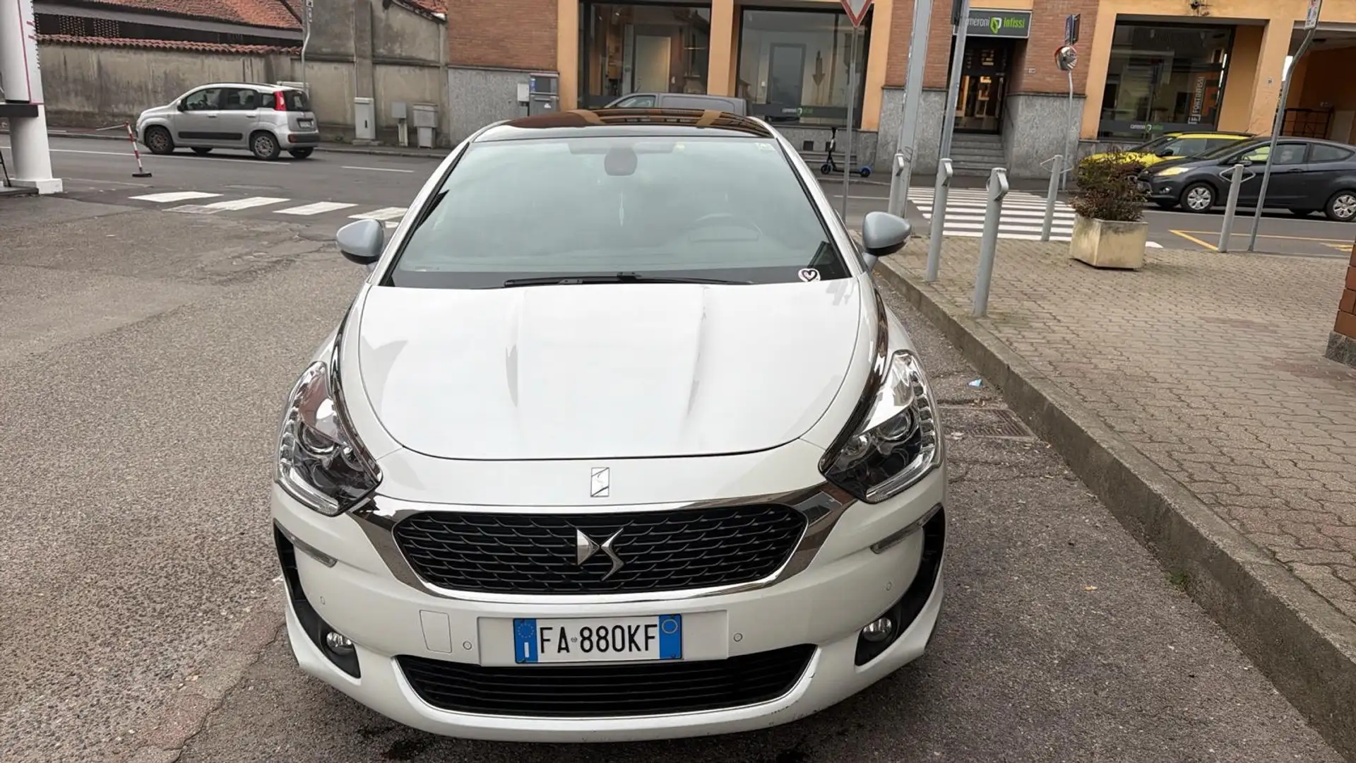 Citroen DS5 2.0 hdi hybrid4 So Chic s/t.panor. cmp6 - 1