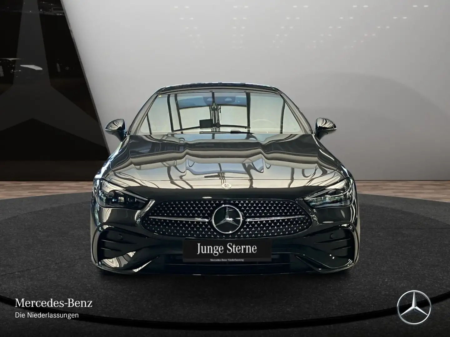 Mercedes-Benz CLE 300 4M AMG+NIGHT+PANO+360+AHK+STHZG+BURMESTER Grau - 2