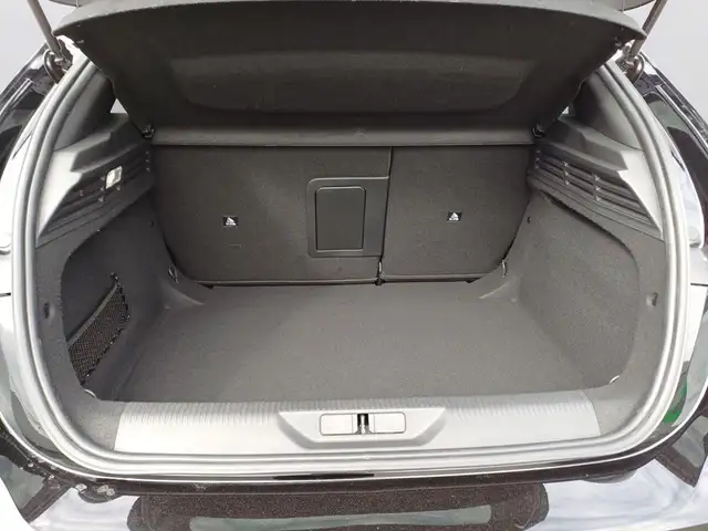 Peugeot 308 view 7