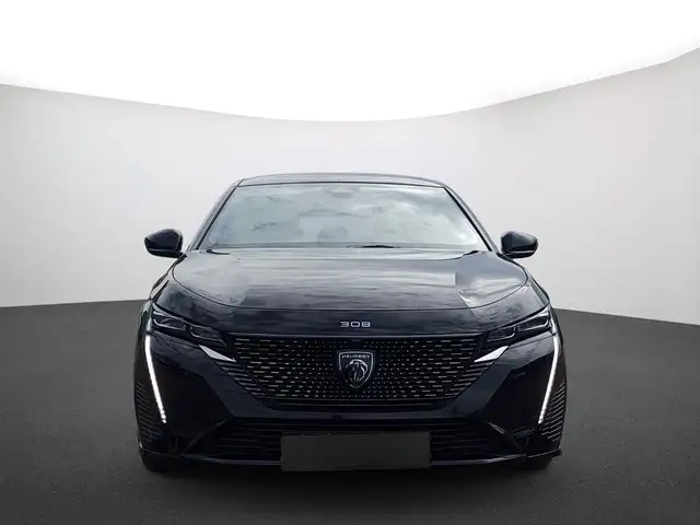 Peugeot 308 view 2