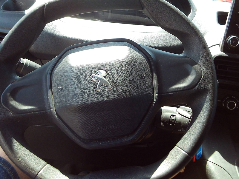 Peugeot Partner PARTNER1.2 BENZINNE DUB CAB.5 PL !!!MET SCHADE!!!!!!! — photo 10