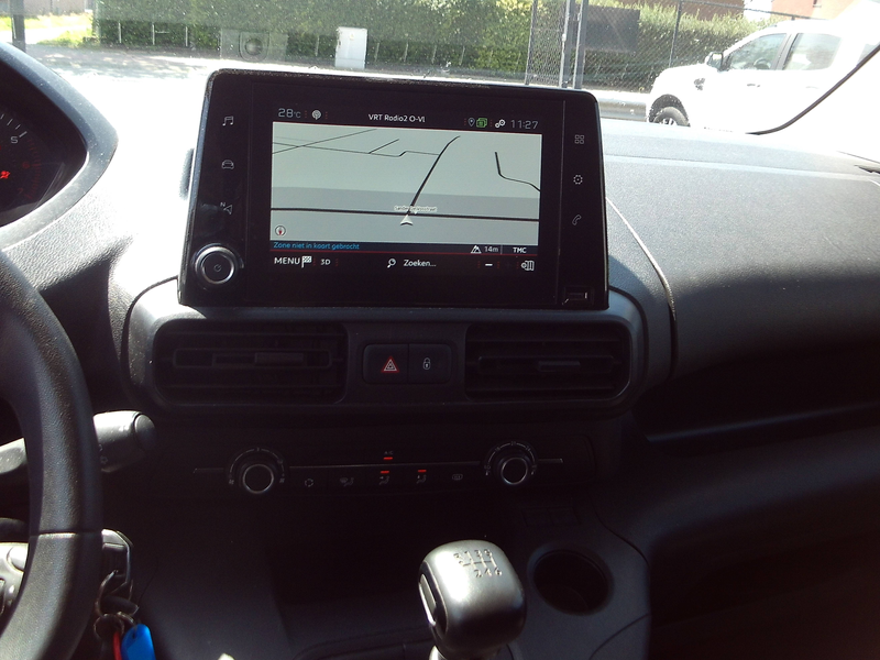 Peugeot Partner PARTNER1.2 BENZINNE DUB CAB.5 PL !!!MET SCHADE!!!!!!! — photo 9