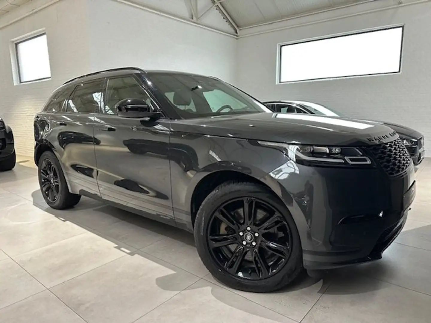 Land Rover Range Rover Velar PLUG-IN HYBRID BLACK PACK-OPEN DAK+TAL VAN OPTIES Gris - 1