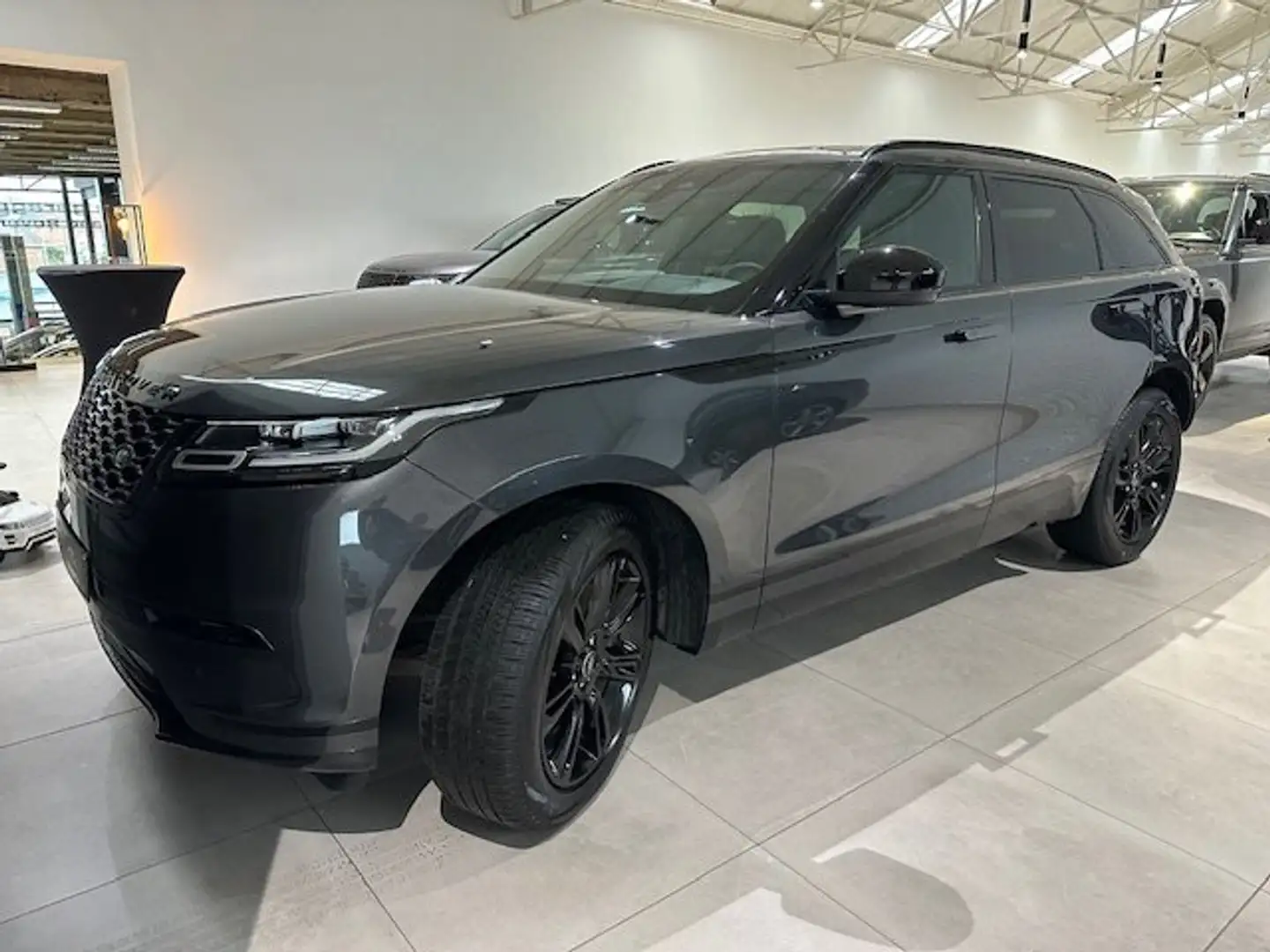 Land Rover Range Rover Velar PLUG-IN HYBRID BLACK PACK-OPEN DAK+TAL VAN OPTIES Gris - 2